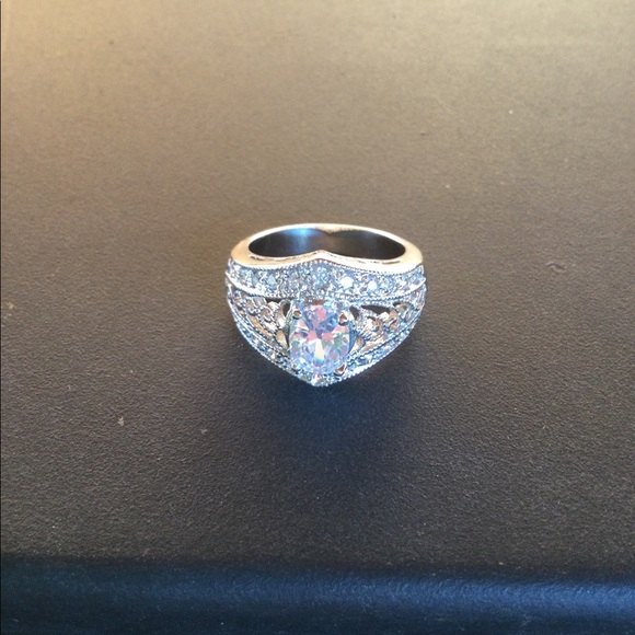 Marcasite Ring - Picture 2 of 4